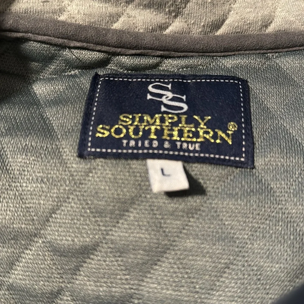 pullover - Picture 3 of 3